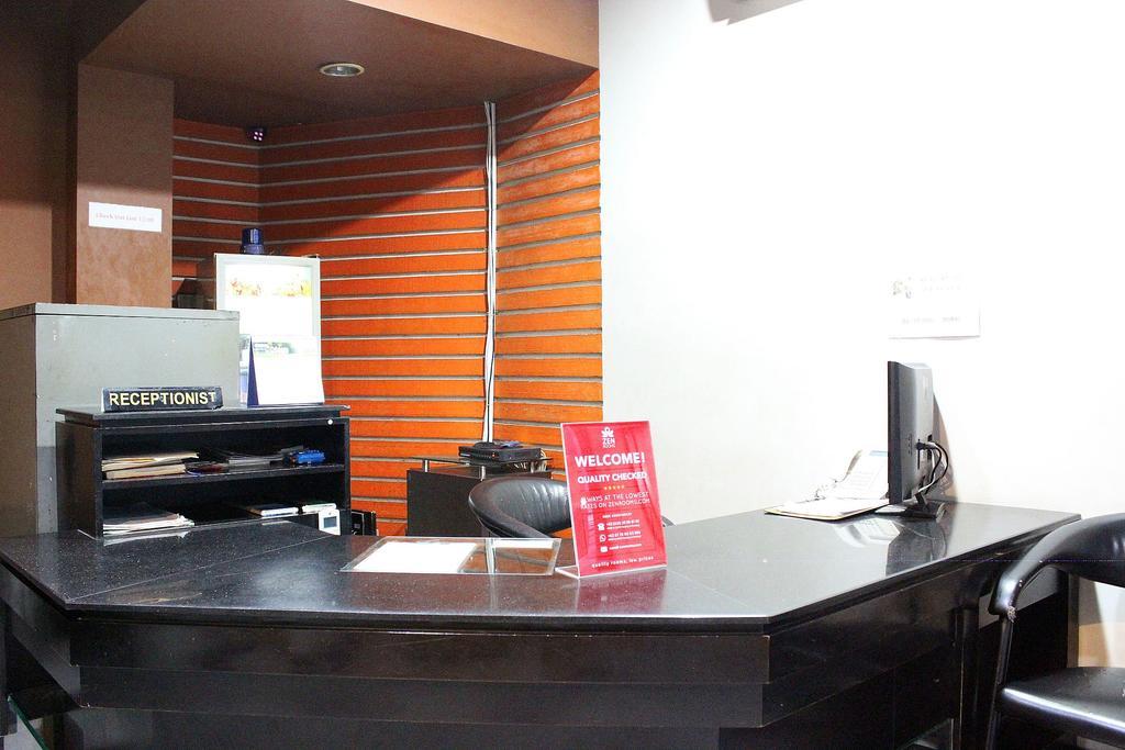 คลินพอด โฮเต็ล Hotel จาการ์ตา ภายนอก รูปภาพ